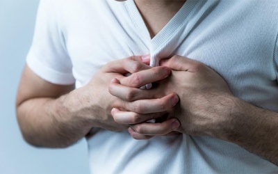 Làm thế nào để giảm đau ngực, khó thở, mệt mỏi do suy tim?