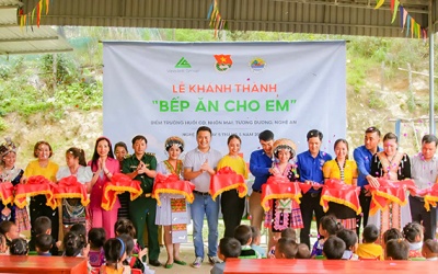 Vinalink Group trao tặng 15 bếp ăn trường học giai đoạn 2025 – 2030