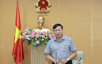 Nỗ lực đấu thầu, mua thuốc và thiết bị y tế đáp ứng nhu cầu khám chữa bệnh