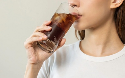 Điều gì xảy ra với cơ thể khi uống nước ngọt có ga?