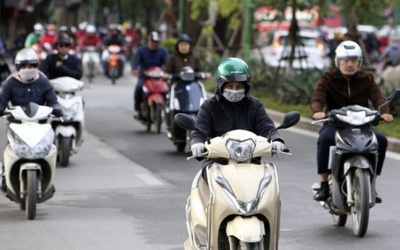 Bắc Bộ trời rét, Trung Bộ mưa lớn