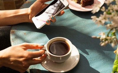 Tại sao bạn không nên uống cà phê khi đói?