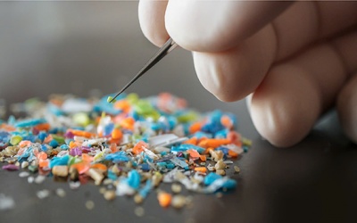 Hạt vi nhựa: “Sát thủ thầm lặng” tác động đến quá trình đông máu