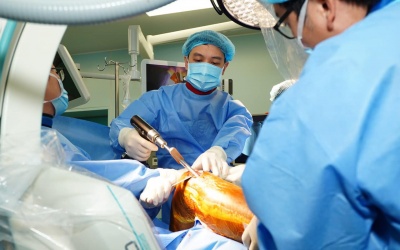 Chân của Xuân Son được phẫu thuật như thế nào?