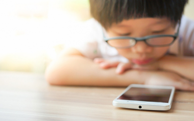 Cha mẹ nên làm gì để giúp con tránh xa các thiết bị điện tử ngày Tết?
