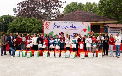 Xuân yêu thương tại Làng trẻ em SOS Việt trì
