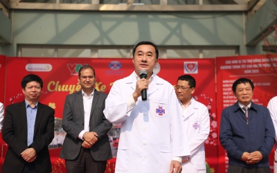 Mang yêu thương đến với bệnh nhân ung thư dịp Tết Ất Tỵ 2025