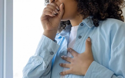 Cách tự xử lý khi bị nghẹn