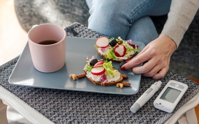 Đái tháo đường: Xử trí thế nào khi đường huyết tăng cao sau ăn?