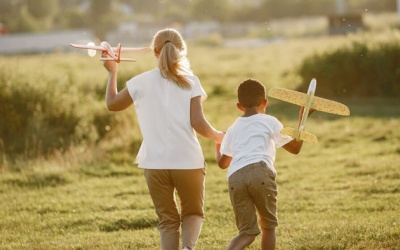 Tử vi thứ Bảy (29/3/2025): Nhân Mã nên dành thời gian chơi đùa với trẻ nhỏ