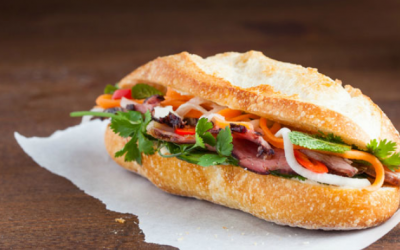 Infographic: Cảnh báo nguy cơ ngộ độc khi ăn bánh mì không đảm bảo 