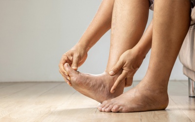 Suy tim có bị phù chân không và phải làm sao để cải thiện?