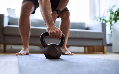 Tập thể dục với chân trần: Nên hay không?