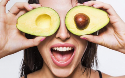 Cải thiện nhan sắc cùng mặt nạ quả bơ 