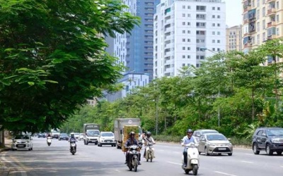 Cả nước nắng nóng gay gắt, chiều tối mưa dông vài nơi