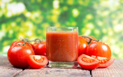 5 lý do vì sao nên uống nước ép cà chua hàng ngày?