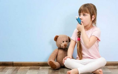 Lạm dụng thuốc kháng sinh tăng nguy cơ bị hen suyễn, dị ứng ở trẻ