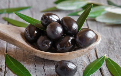 Olive đen - món ăn vặt lý tưởng cho phụ nữ mãn kinh