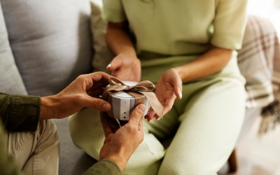 Tử vi thứ Hai (12/5/2025): Sư Tử sẽ thể hiện sự hào phóng của mình