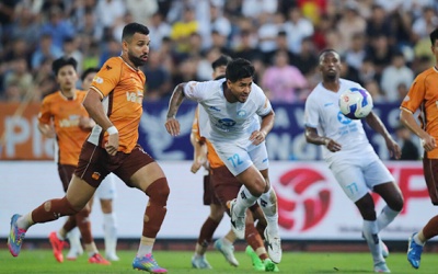 Thắng dễ HAGL, Thép Xanh Nam Định tiến sát đến ngôi vương