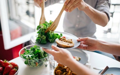 Bổ sung tinh bột đúng cách - bí quyết khỏe mạnh ở tuổi trung niên