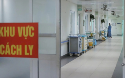 Hà Nội ghi nhận 155 ca mắc COVID-19, TP.HCM phát hiện biến chủng mới 