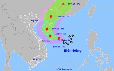 Bão số 1 hoàn lưu lệch vào đất liền, Trung Bộ khả năng mưa lớn