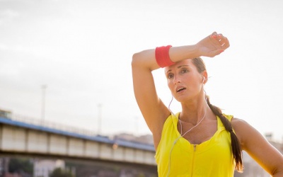 Bí quyết chạy bộ an toàn trong thời tiết nắng nóng