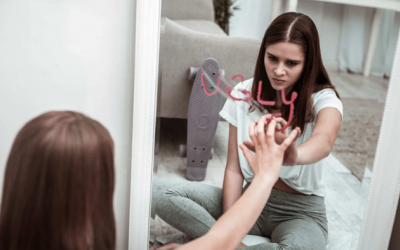 Rối loạn lo âu về ngoại hình là gì và ảnh hưởng thế nào tới sức khoẻ?