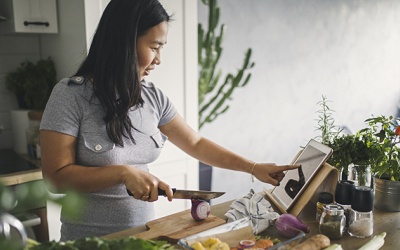 Cách ăn rau củ quả an toàn khi bị viêm ruột mạn tính