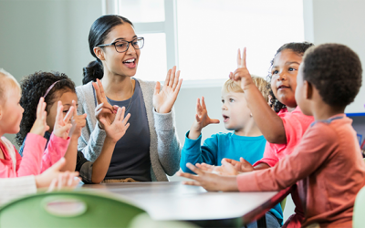 Dạy trẻ tự bảo vệ bản thân với 10 điều cơ bản