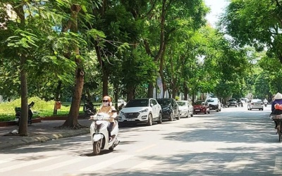 Trung Bộ vẫn nắng nóng, Bắc Bộ mưa dông chiều tối