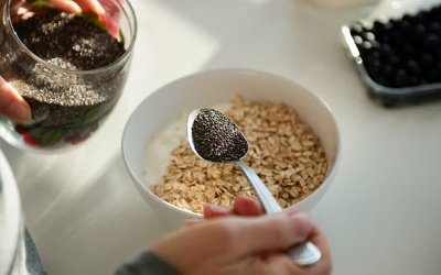 Các loại hạt hỗ trợ chị em điều hòa nội tiết