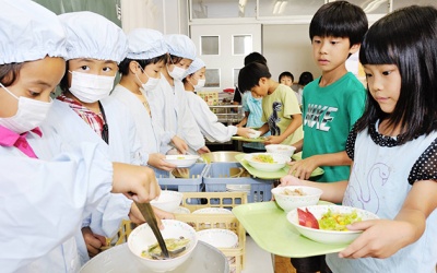 Cách tiếp cận dinh dưỡng học đường toàn diện của Nhật Bản