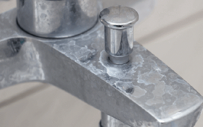 Làm sao để loại bỏ cặn calci trên vòi nước?