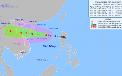 Bão số 5 đi vào Biển Đông, nhiều tỉnh miền Trung chịu ảnh hưởng