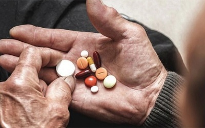 Có những khó khăn nào trong điều trị run tay chân?