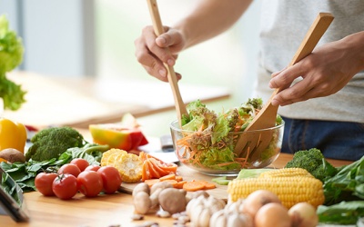 Chuyên gia bật mí bí quyết sống khỏe mỗi ngày