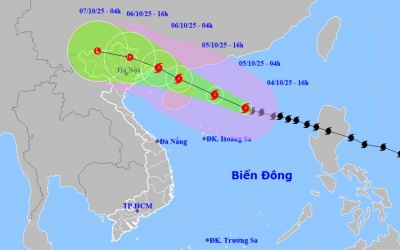 Bão Matmo có xu hướng lệch Bắc, gây mưa lớn ở 6 tỉnh