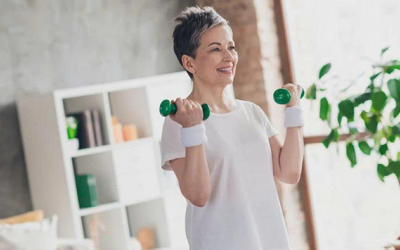 Bí quyết tập luyện sức mạnh cho phụ nữ trên 50 tuổi