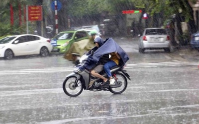 Nhiều khu vực ở Bắc Bộ tiếp tục có mưa dông