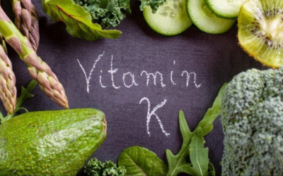 Nên dùng vitamin K1 hay K2 để cải thiện sức khoẻ xương?