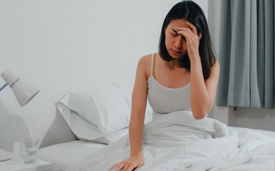 Mất ngủ, lo âu sau 30 tuổi - Khi não bộ bắt đầu “xuống sức”