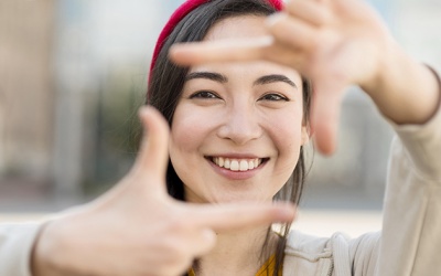 Tử vi thứ Sáu (21/11/2025): Song Tử sẽ trở nên khá thu hút 