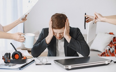 Tử vi thứ Tư (3/12/2025): Song Tử không nên để áp lực đè nặng lên mình