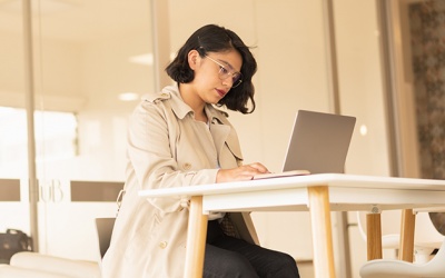 Tử vi thứ Tư (10/12/2025): Ma Kết nên cởi mở hơn trong công việc