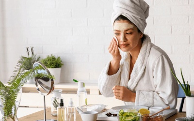 Cuối năm nhìn lại: Những xu hướng làm đẹp khác lạ trong năm 2025