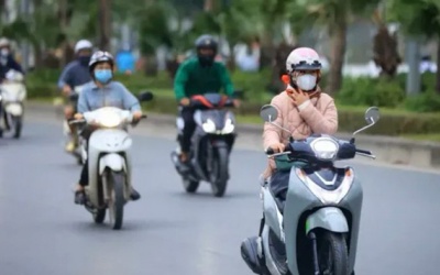 Bắc Bộ vẫn nắng, Trung Bộ mưa dông chưa dứt