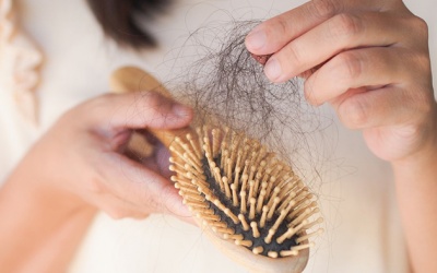 Dụng cụ chải tóc của bạn có được vệ sinh đúng cách?