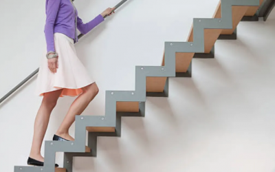 Hụt hơi vì leo cầu thang: Khi nào bình thường, khi nào bất thường?